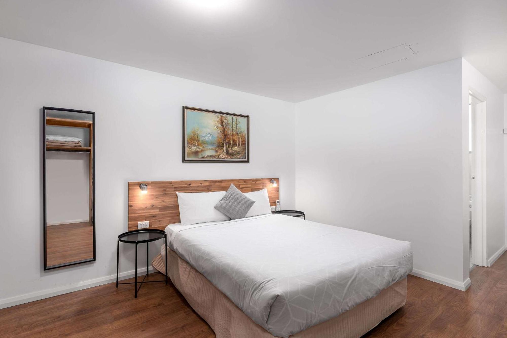 Econo Lodge Лилидейл Экстерьер фото